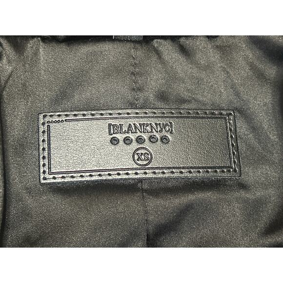 Blank NYC Black Velvet Velour Long Sleeve One Button Blazer Coat Jacket Size XS - Picture 3 of 4